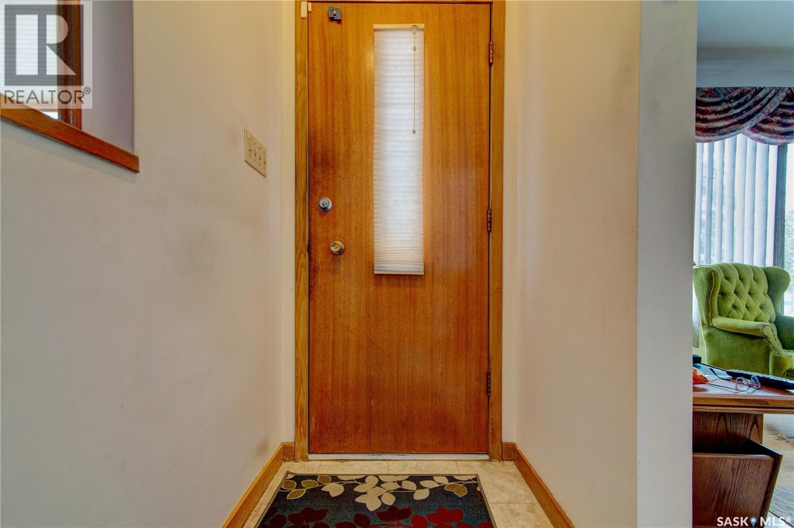 4550 2Nd Avenue, Regina, SK - Indoor Photo Showing Other Room