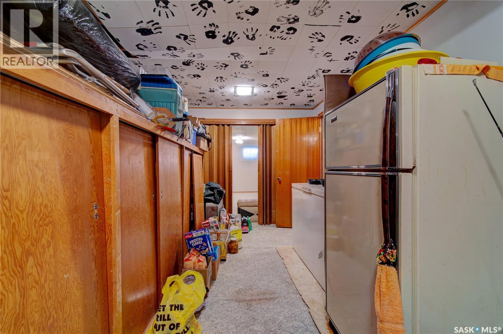 4550 2Nd Avenue, Regina, SK - Indoor