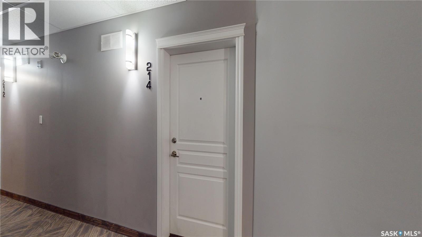 214 412 Willowgrove Square, Saskatoon, SK - Indoor Photo Showing Other Room