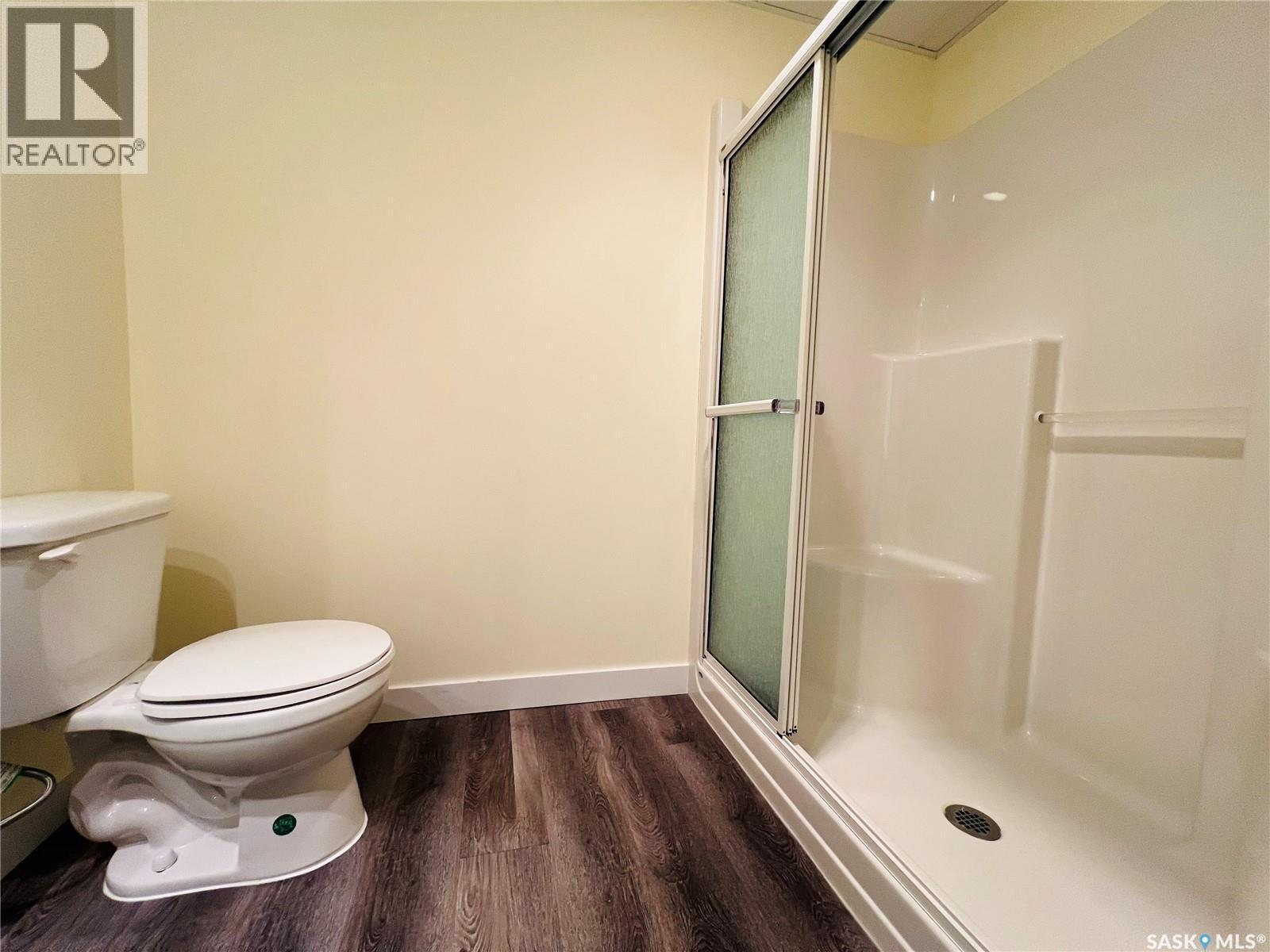 29 500 Battleford Trail, Swift Current, SK - Indoor Photo Showing Bathroom