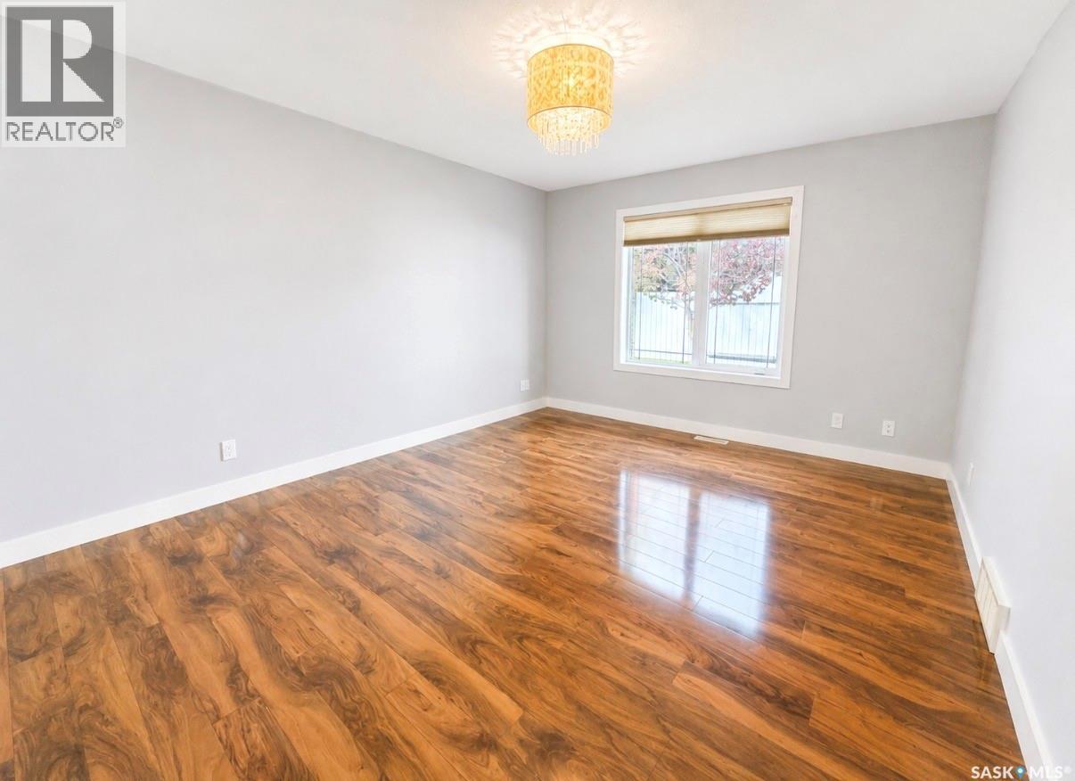 29 500 Battleford Trail, Swift Current, SK - Indoor Photo Showing Other Room