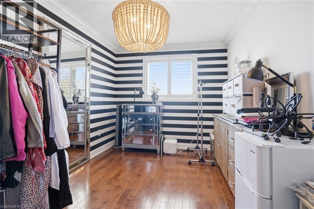 4020 Alexan Crescent, Burlington, ON - Indoor Photo Showing Other Room