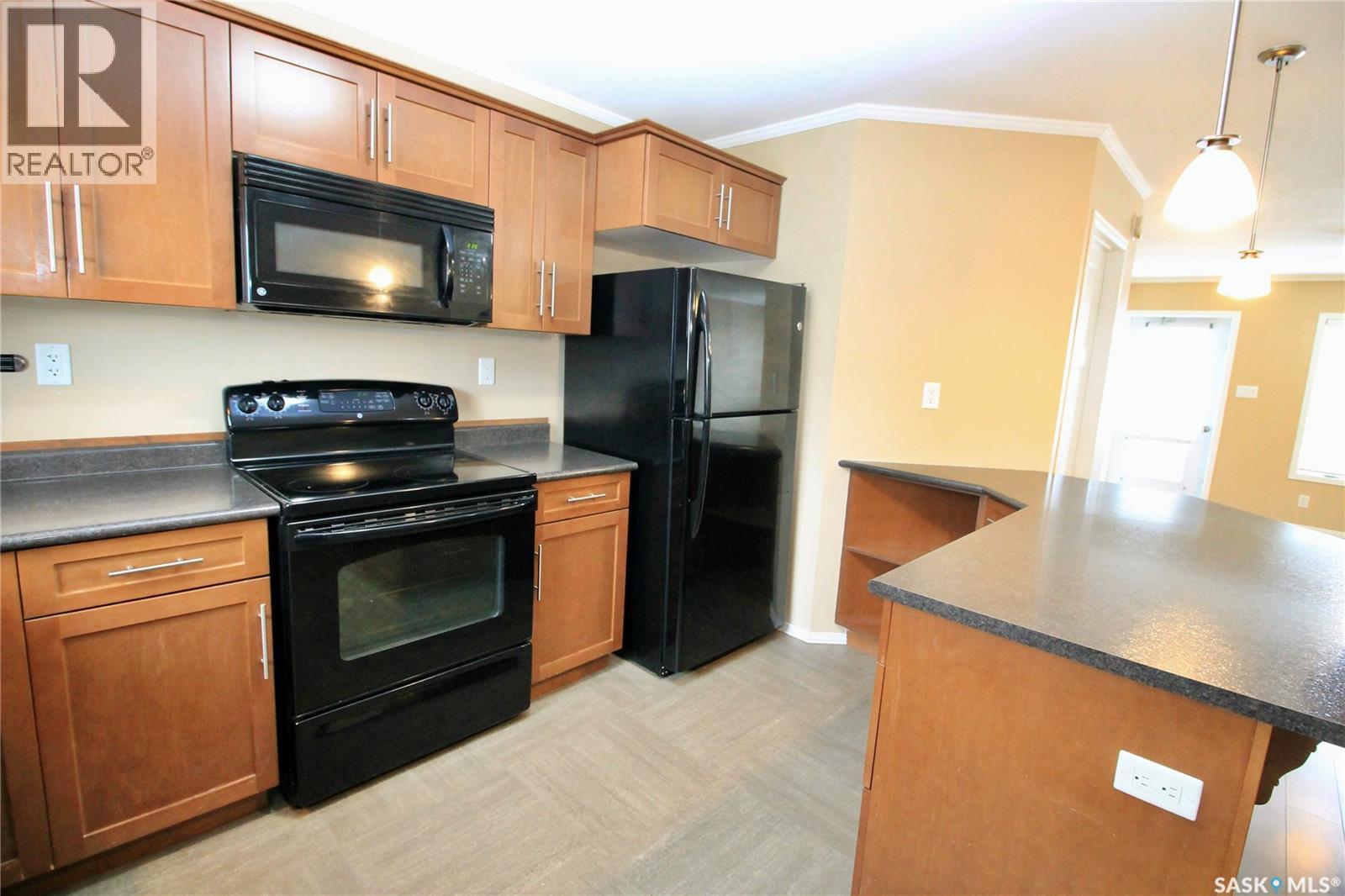 308 115 Dalgleish Link, Saskatoon, SK - Indoor Photo Showing Kitchen