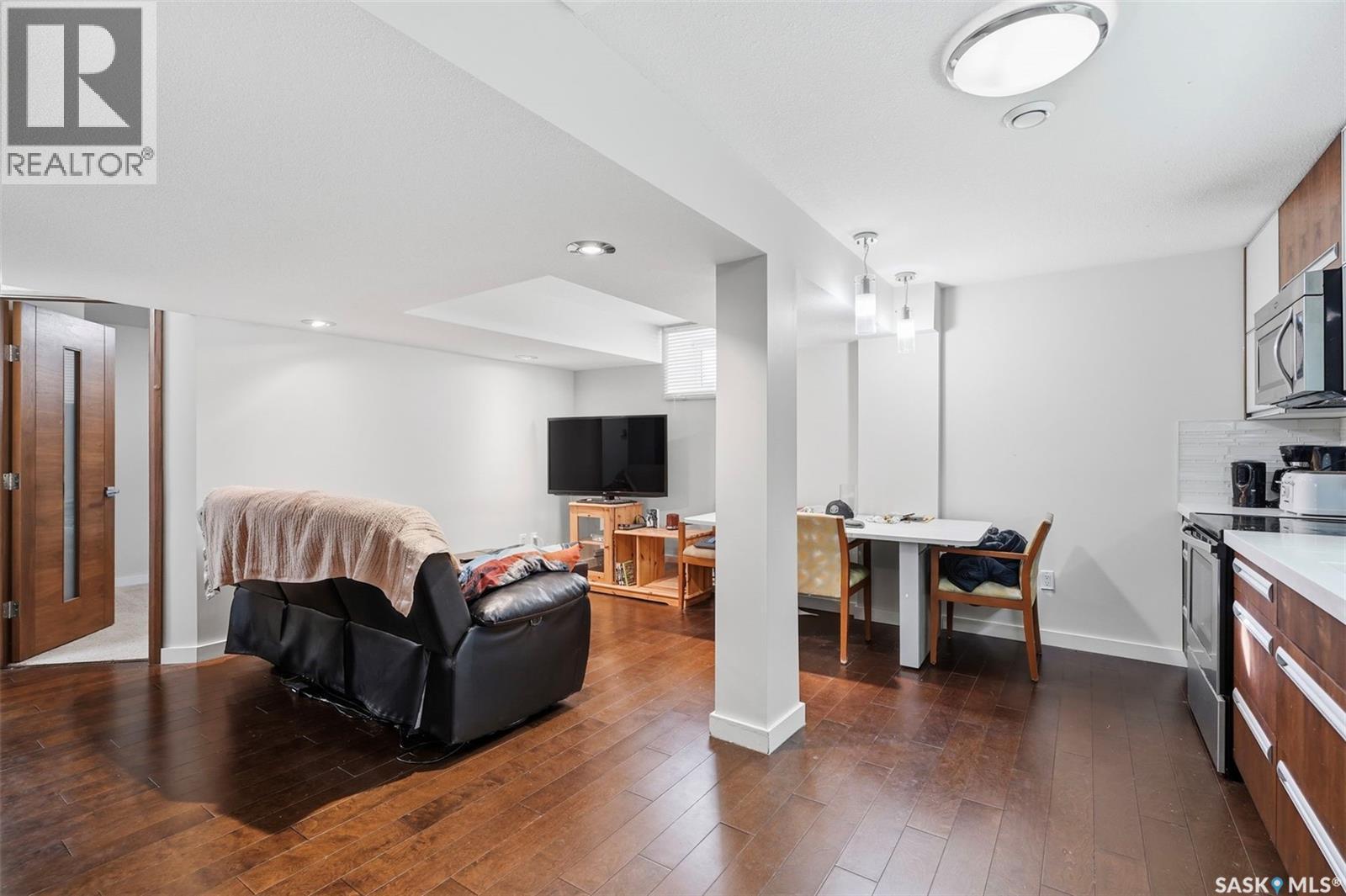 434 Pichler Crescent, Saskatoon, SK - Indoor Photo Showing Other Room