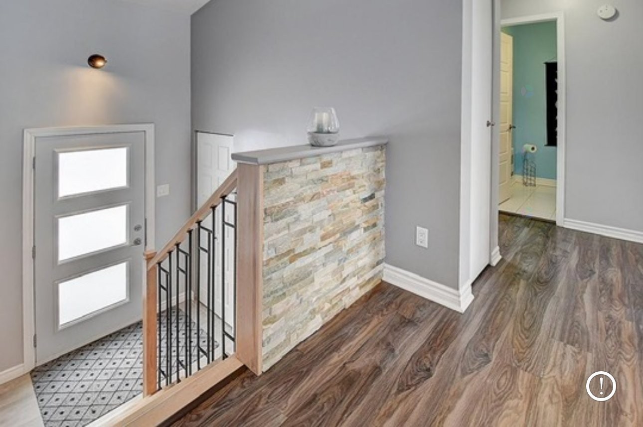 Mud Room - 140 Av. De La Mennais, La Prairie, QC - Indoor Photo Showing Other Room