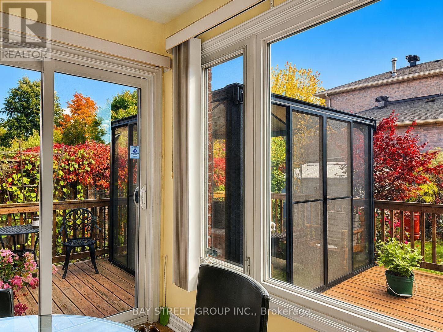 2554 Valencia Road, Mississauga, ON - With Deck Patio Veranda With Exterior