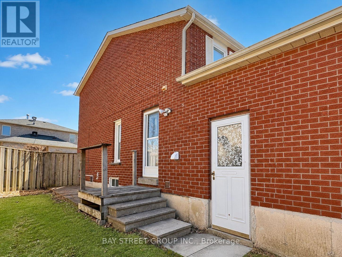 2554 Valencia Road, Mississauga, ON - Outdoor With Exterior