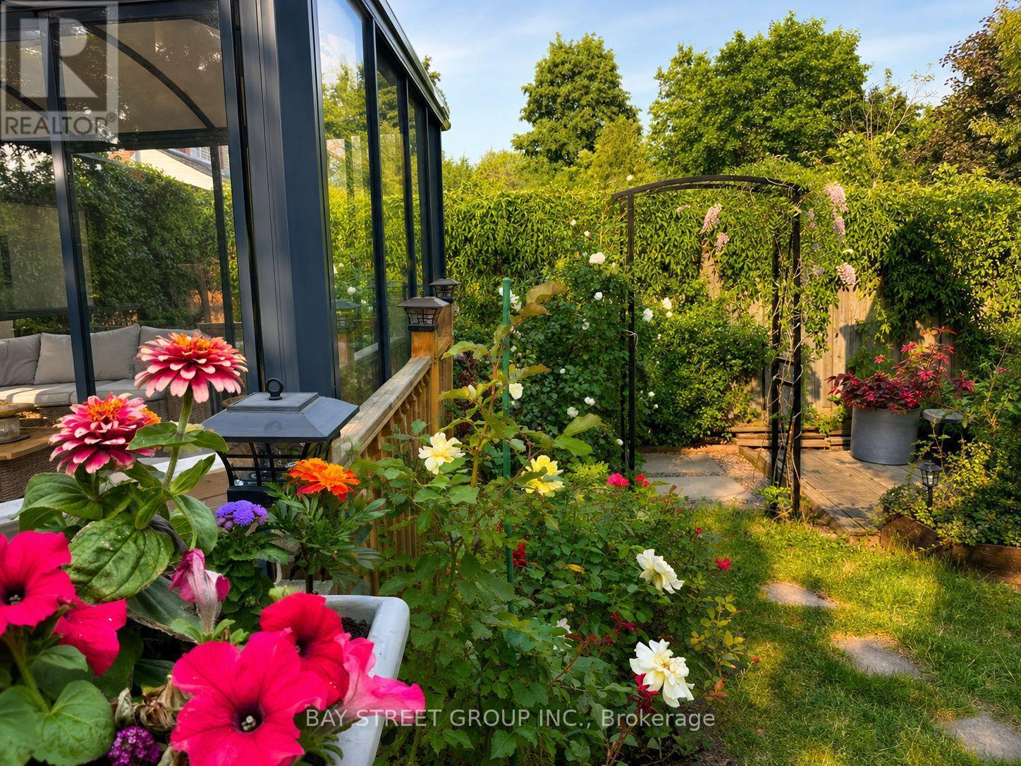 2554 Valencia Road, Mississauga, ON - Outdoor