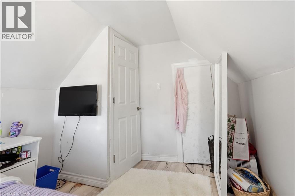75 Niagara Street, Hamilton, ON - Indoor