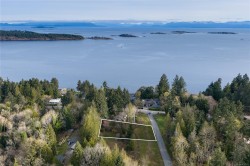 7709 Lantzville Rd Lantzville, BC V0R 2H0