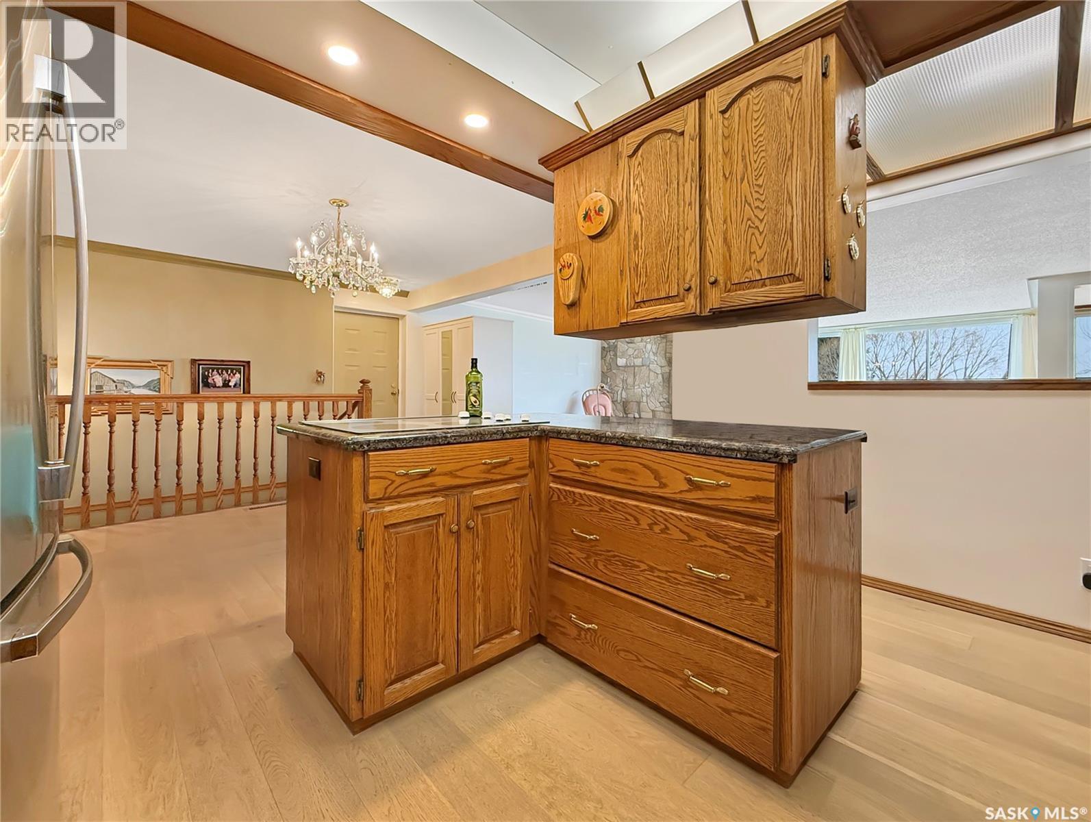 8 275 Alpine Crescent, Swift Current, SK - Indoor