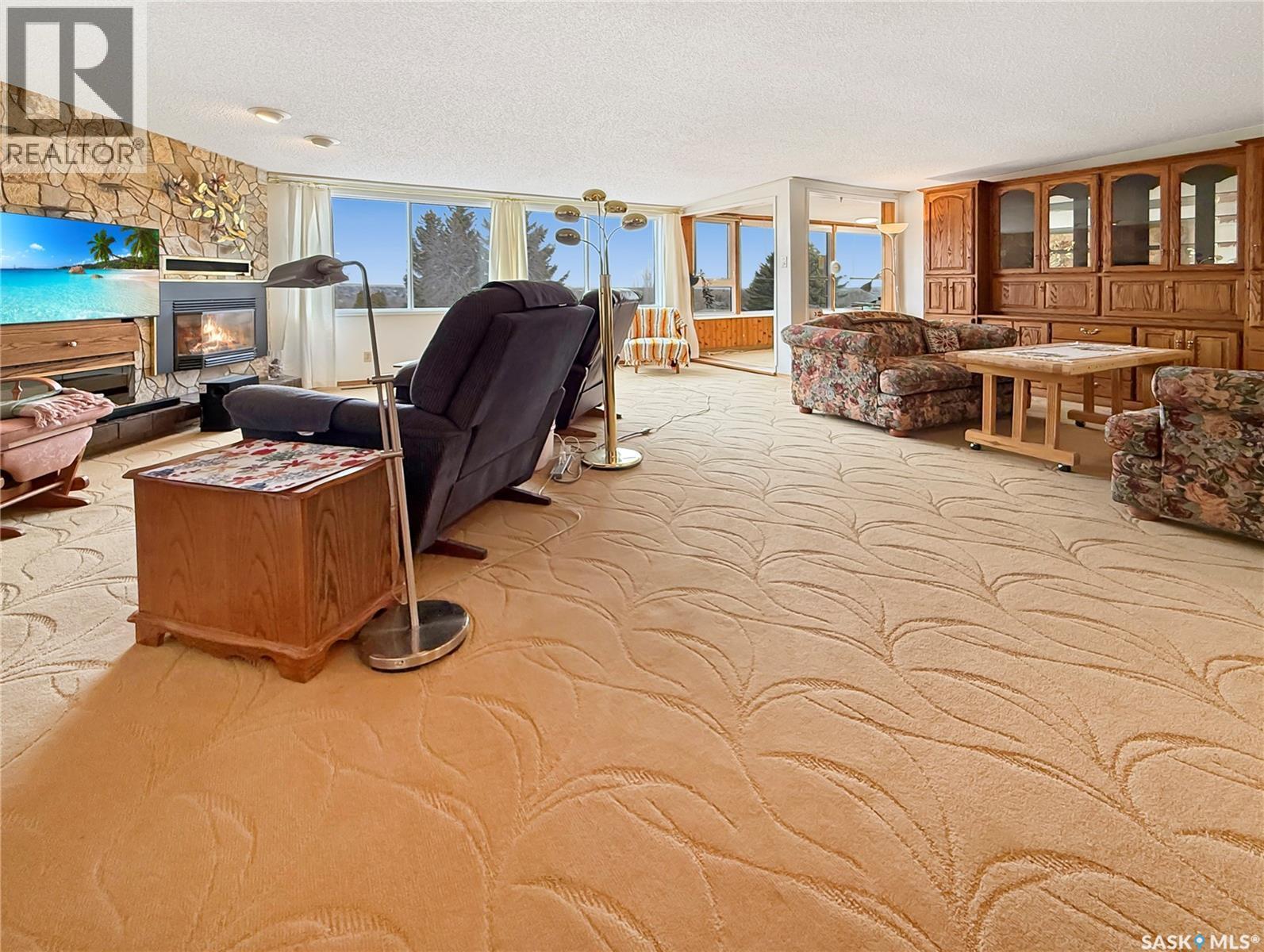 8 275 Alpine Crescent, Swift Current, SK - Indoor