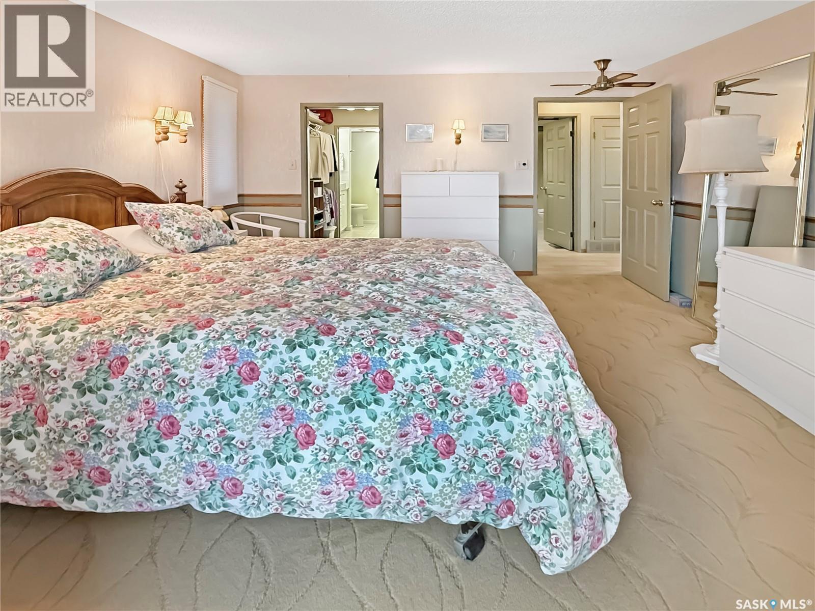 8 275 Alpine Crescent, Swift Current, SK - Indoor Photo Showing Bedroom