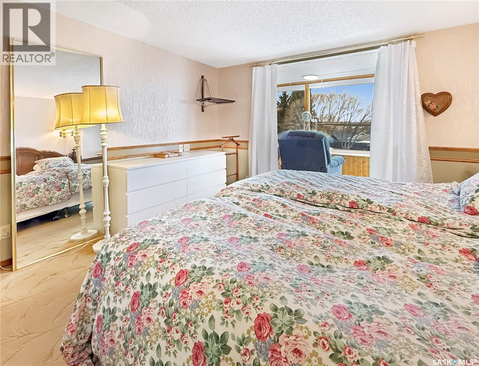 8 275 Alpine Crescent, Swift Current, SK - Indoor Photo Showing Bedroom