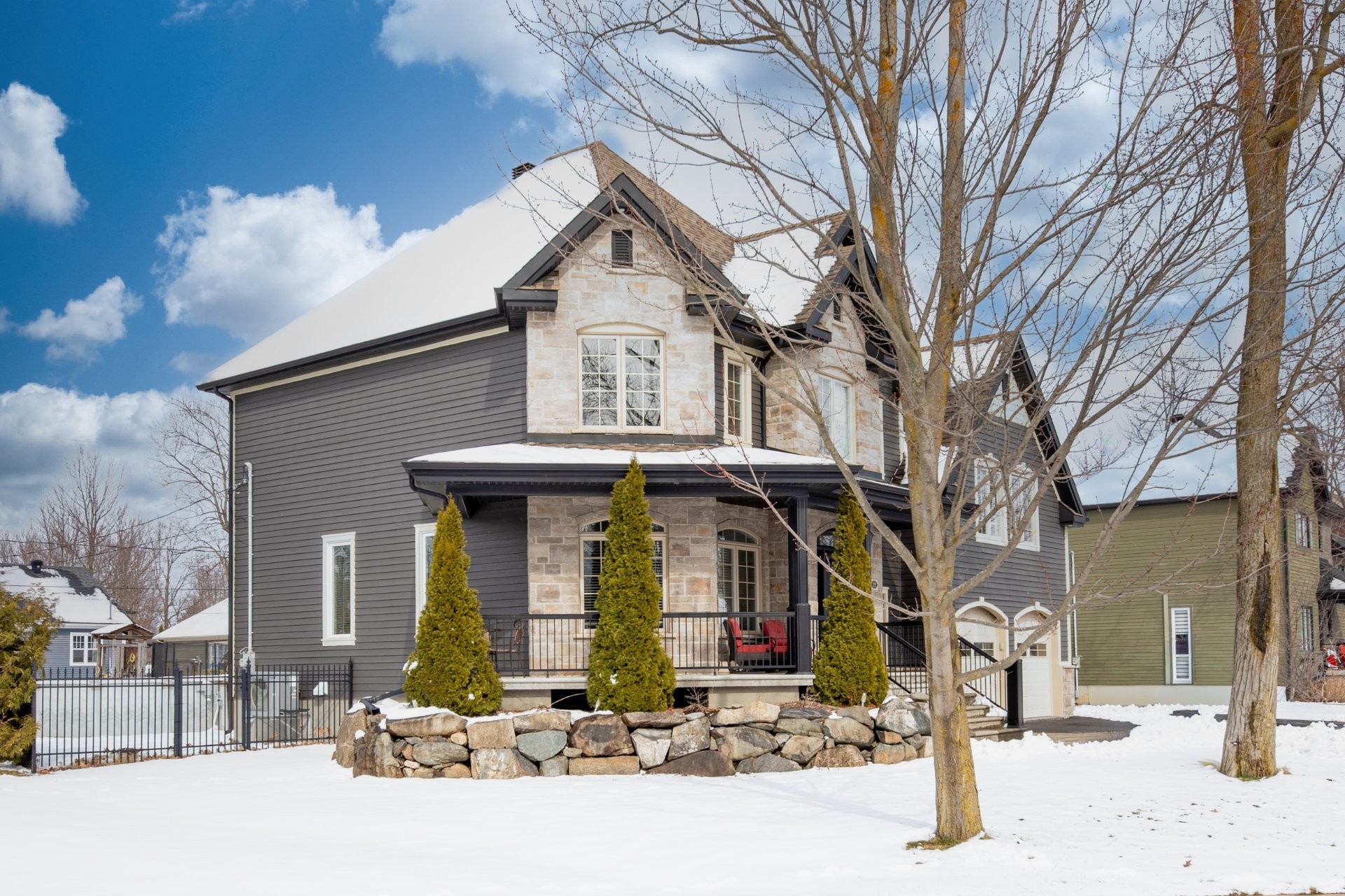 Façade - 329 Rue Daudelin, Farnham, QC - Outdoor With Facade