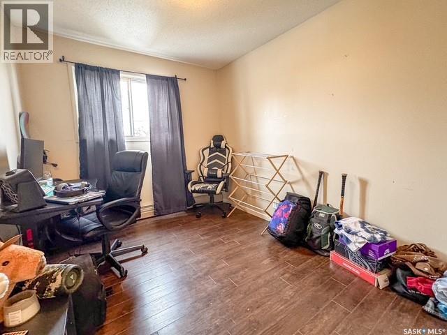 395 6Th Avenue Se, Swift Current, SK - Indoor