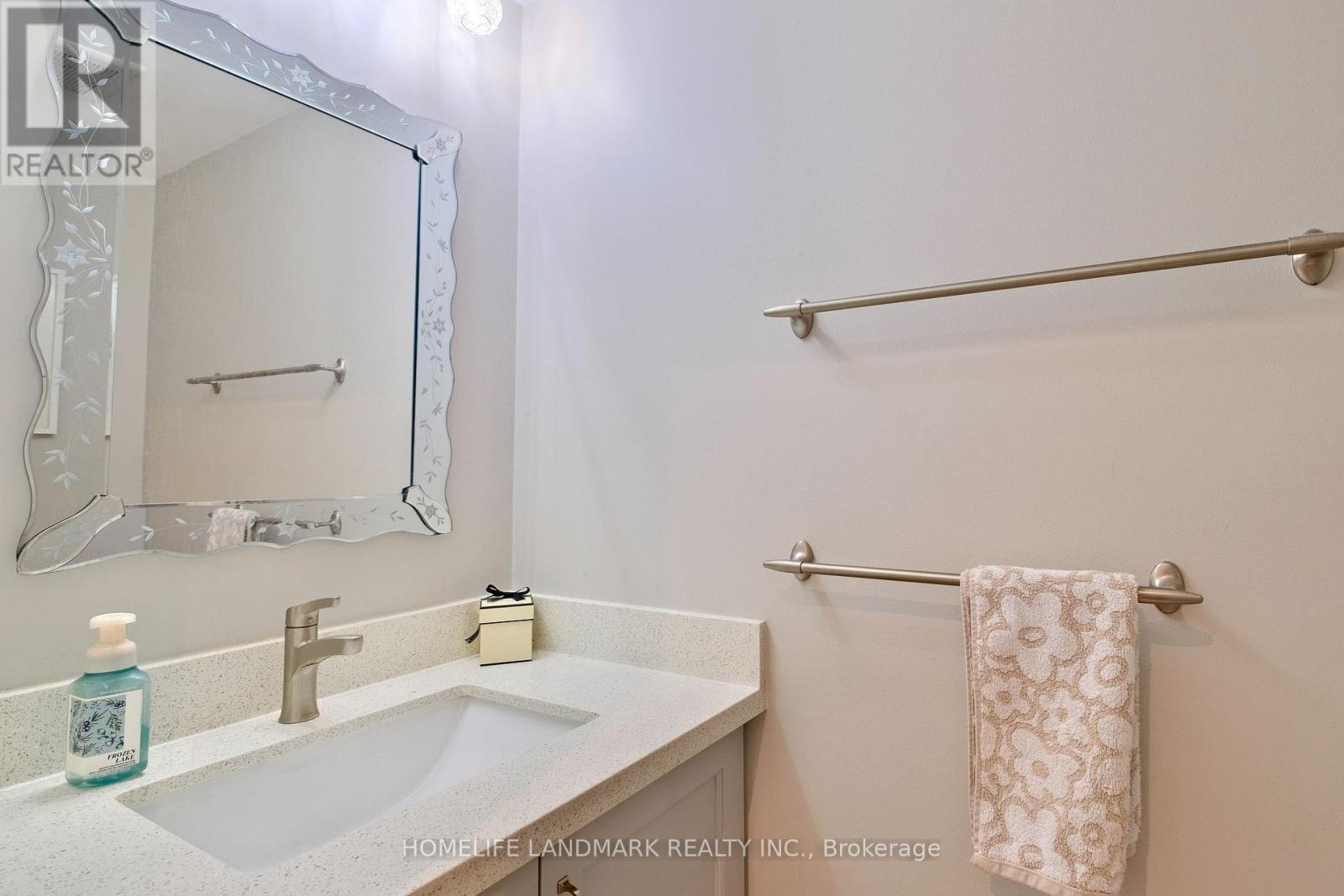 109 Tangmere Crescent, Markham, ON - Indoor Photo Showing Bathroom