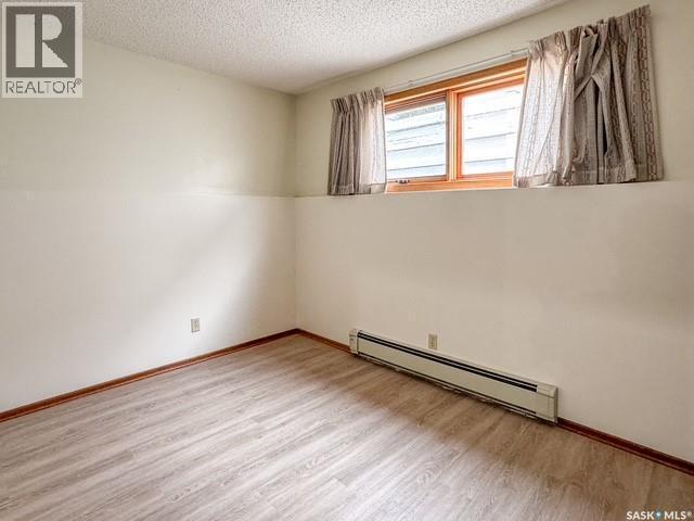 216 15Th Avenue Ne, Swift Current, SK - Indoor Photo Showing Other Room