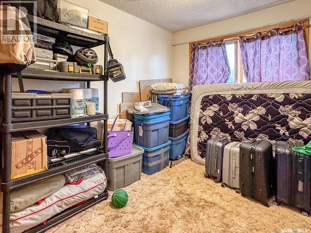 216 15Th Avenue Ne, Swift Current, SK - Indoor