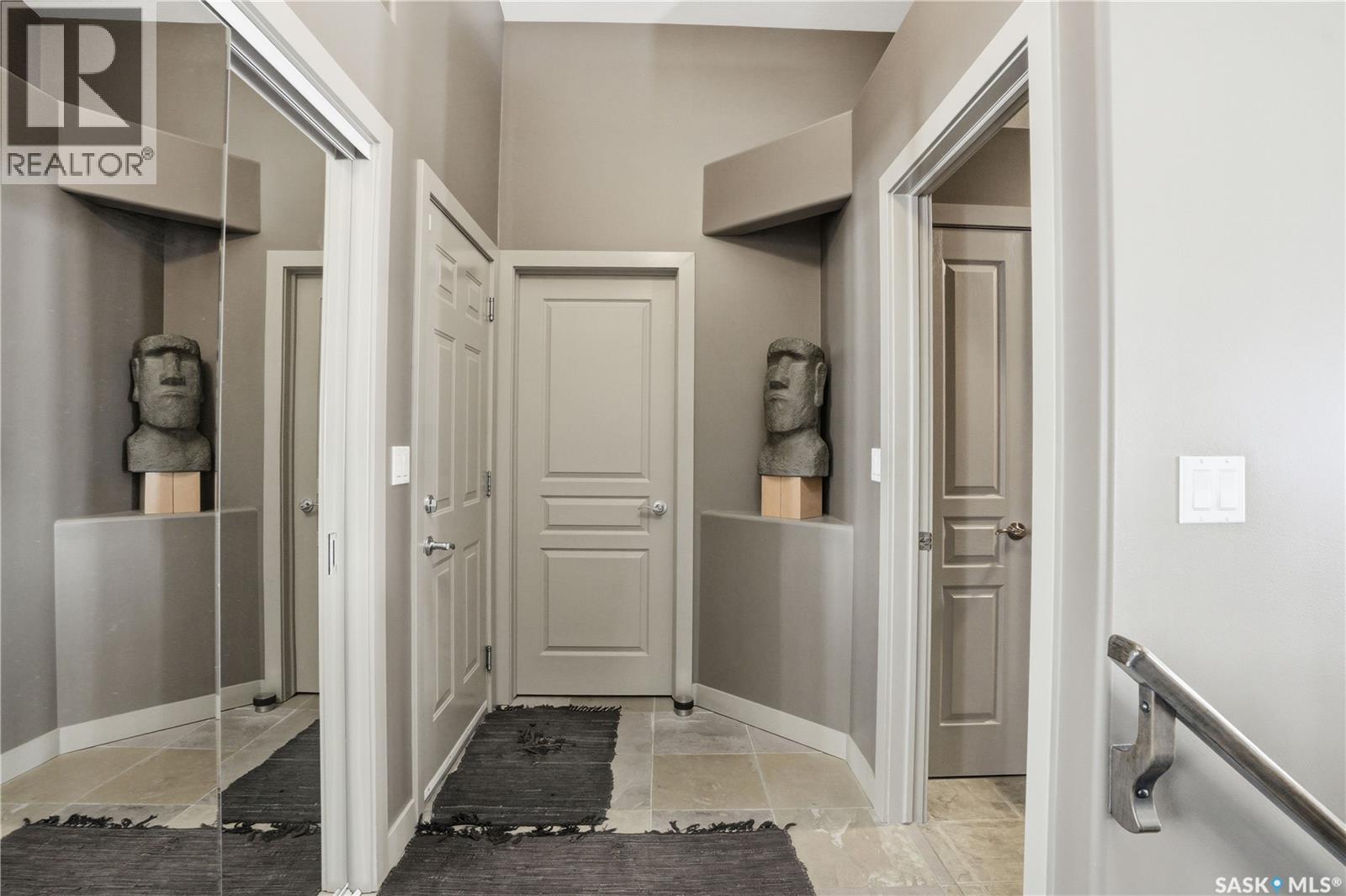 102 802 Heritage Crescent, Saskatoon, SK - Indoor Photo Showing Other Room