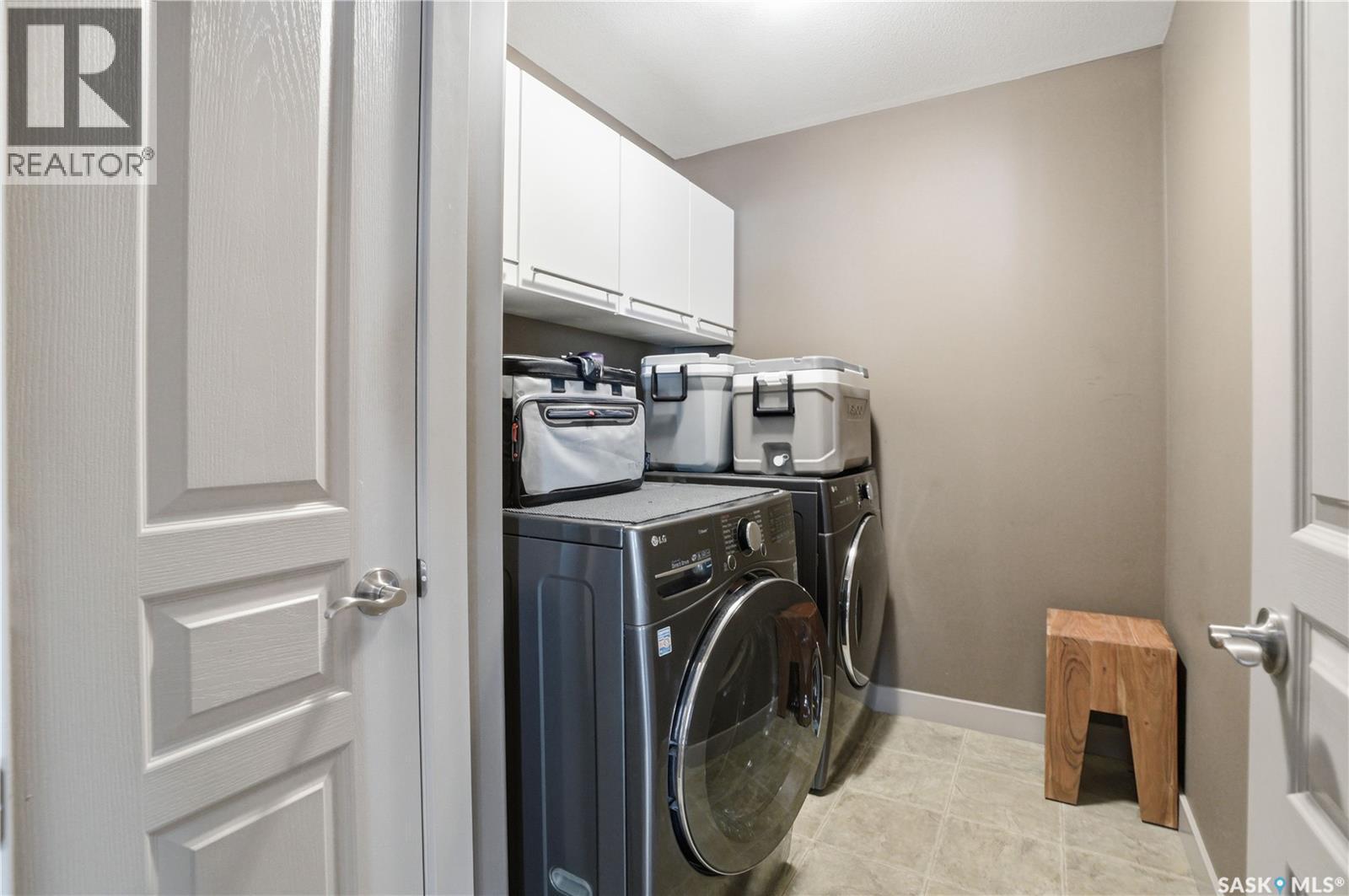 102 802 Heritage Crescent, Saskatoon, SK - Indoor Photo Showing Laundry Room