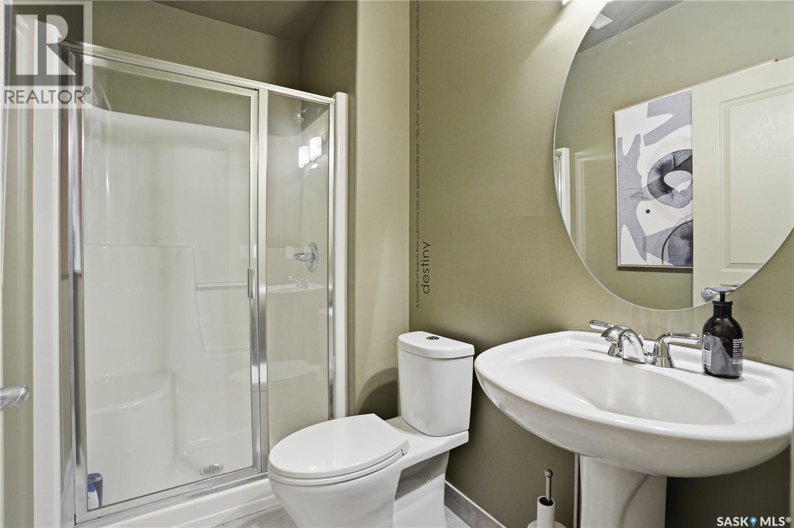 102 802 Heritage Crescent, Saskatoon, SK - Indoor Photo Showing Bathroom