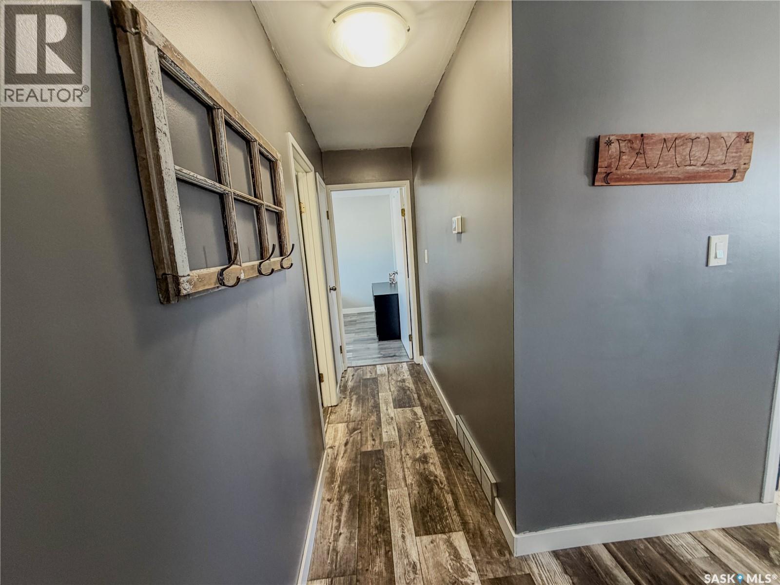 210 Wells Avenue E, Langenburg, SK - Indoor Photo Showing Other Room