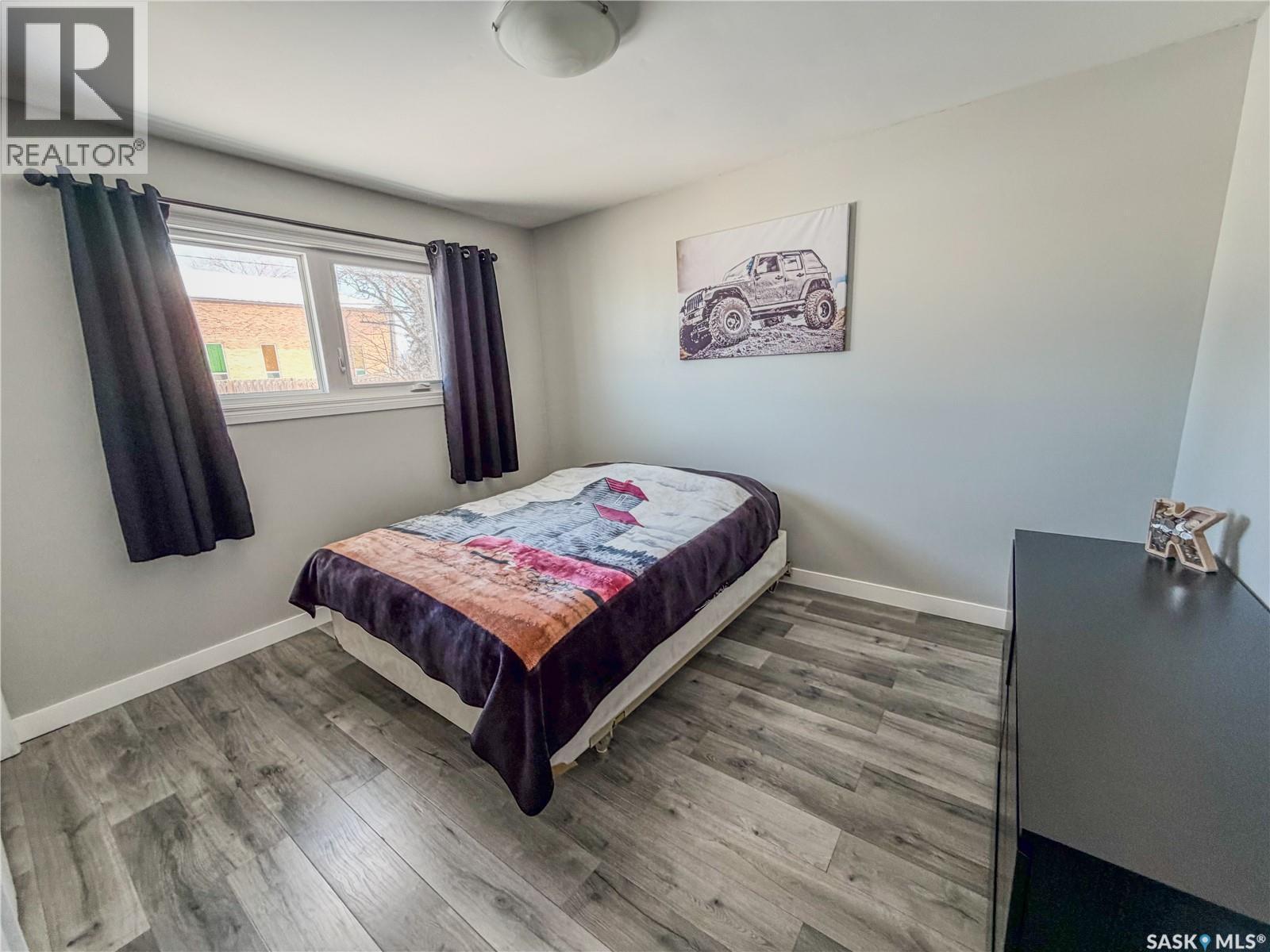 210 Wells Avenue E, Langenburg, SK - Indoor Photo Showing Bedroom