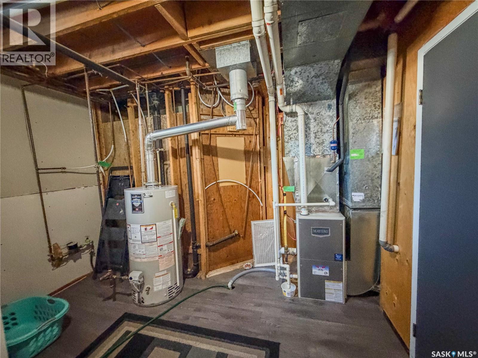 210 Wells Avenue E, Langenburg, SK - Indoor Photo Showing Basement