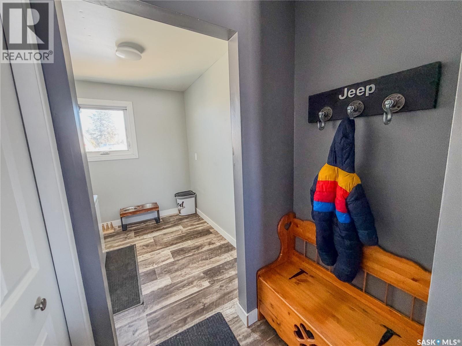 210 Wells Avenue E, Langenburg, SK - Indoor Photo Showing Kitchen With Double Sink