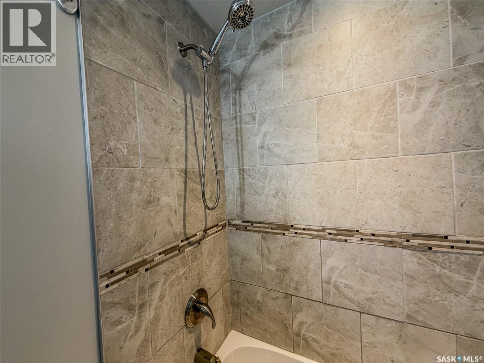 210 Wells Avenue E, Langenburg, SK - Indoor Photo Showing Bedroom