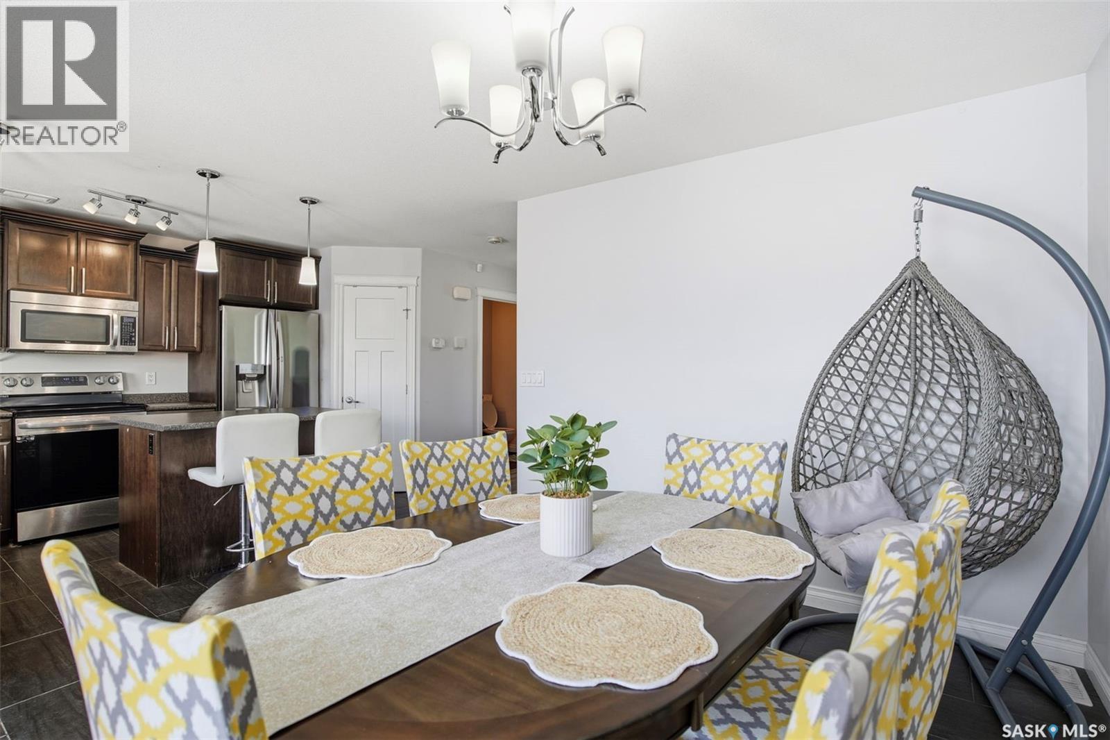 215 Wyant Lane, Saskatoon, SK - Indoor