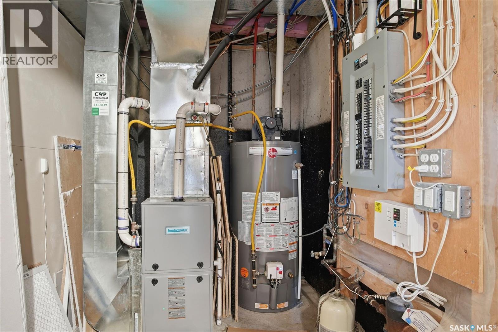 215 Wyant Lane, Saskatoon, SK - Indoor Photo Showing Basement