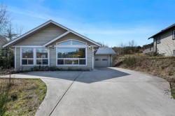 466 Point Ideal Dr Lake Cowichan, BC V0R 2G0