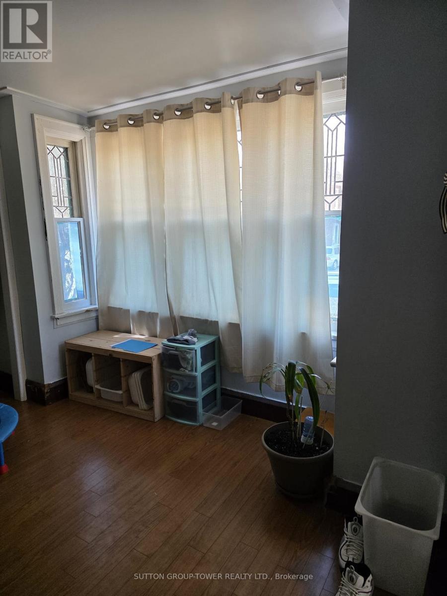 85 Maple Avenue, Barrie, ON - Indoor Photo Showing Other Room