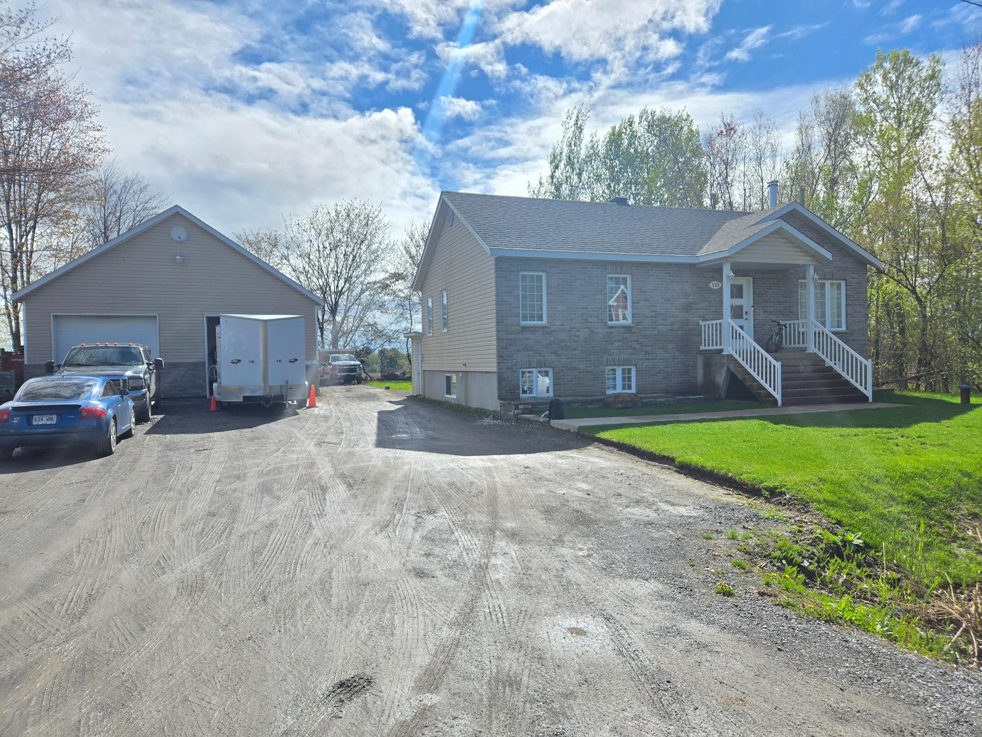 Façade - 528 Rue Andrassy, Mascouche, QC - Outdoor