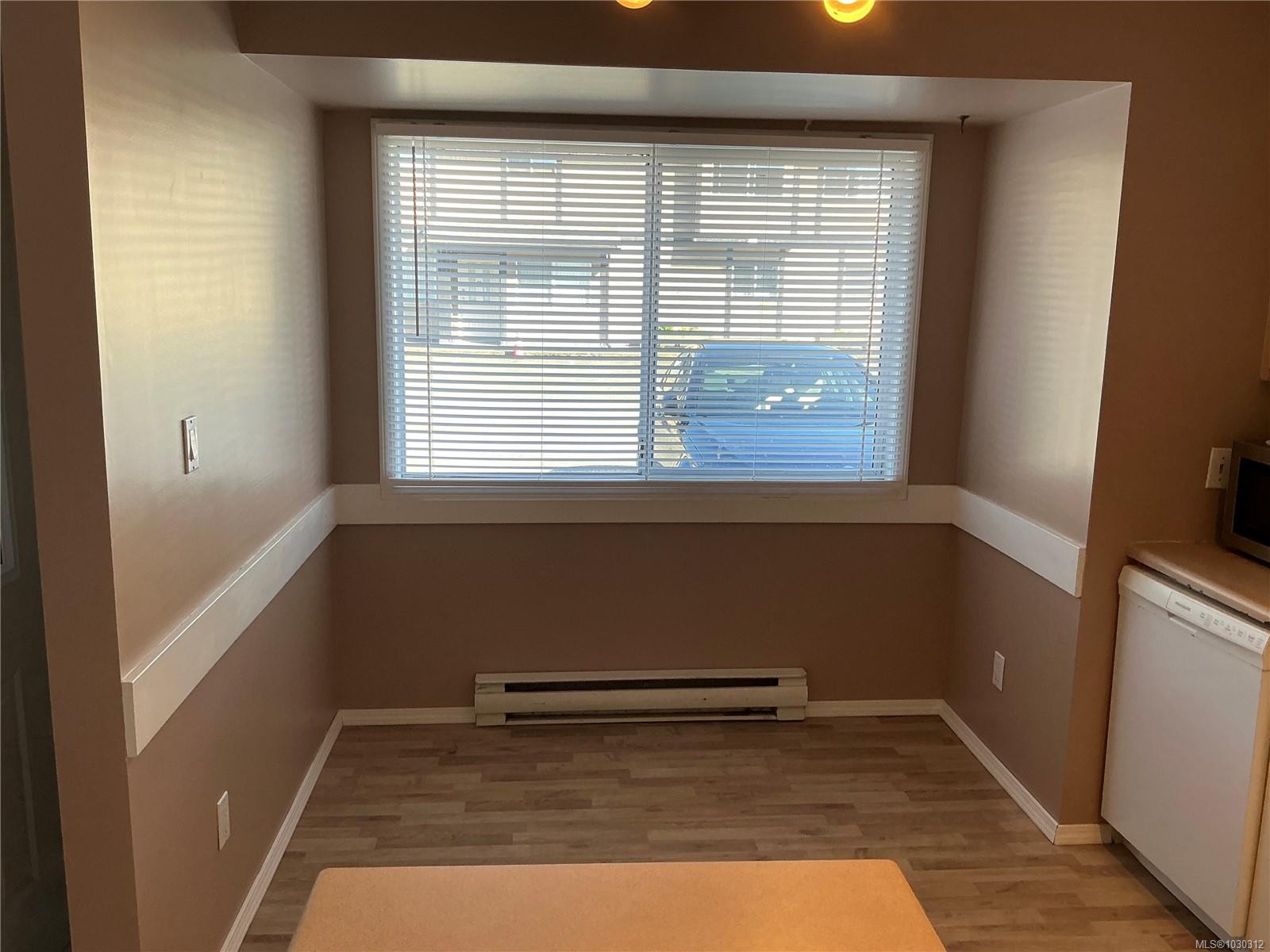 103-2525 Dingwall St, Duncan, BC - Indoor Photo Showing Other Room