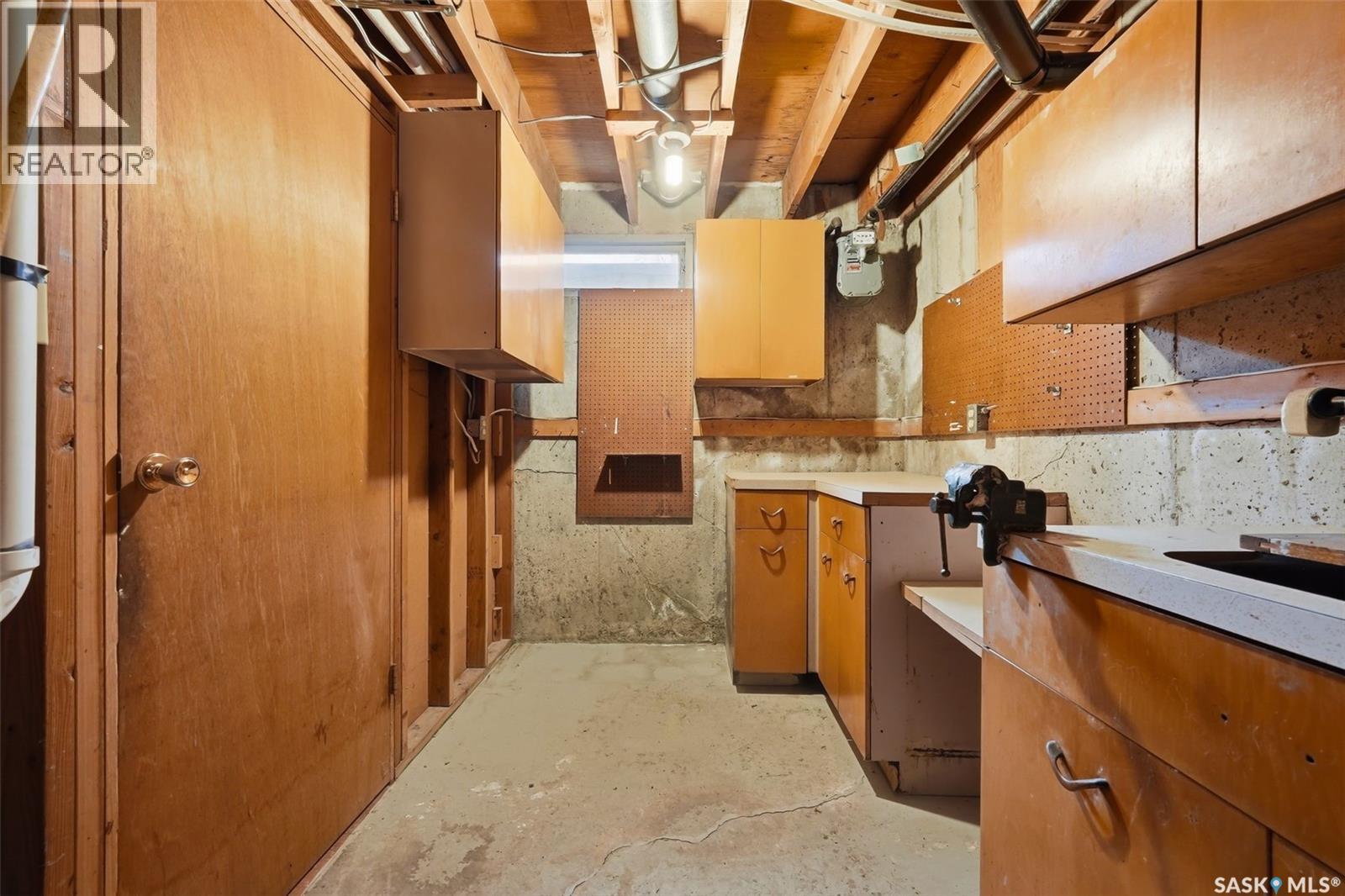 148 Marsh Crescent, Regina, SK - Indoor Photo Showing Basement