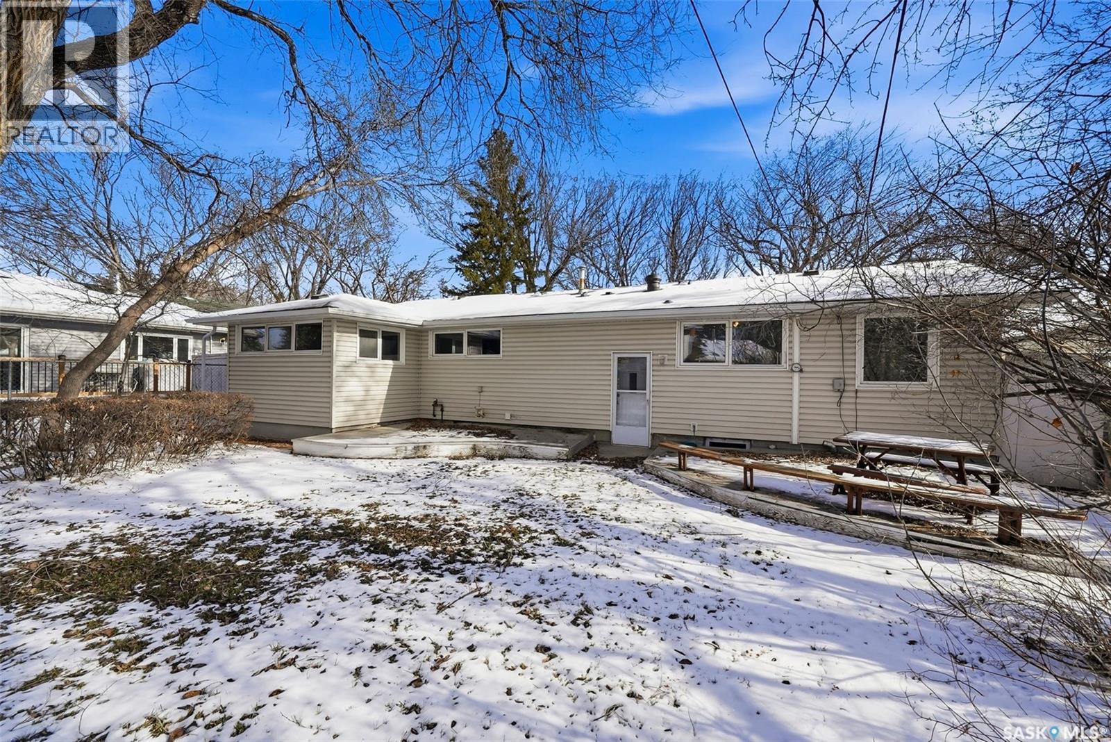 148 Marsh Crescent, Regina, SK - Outdoor