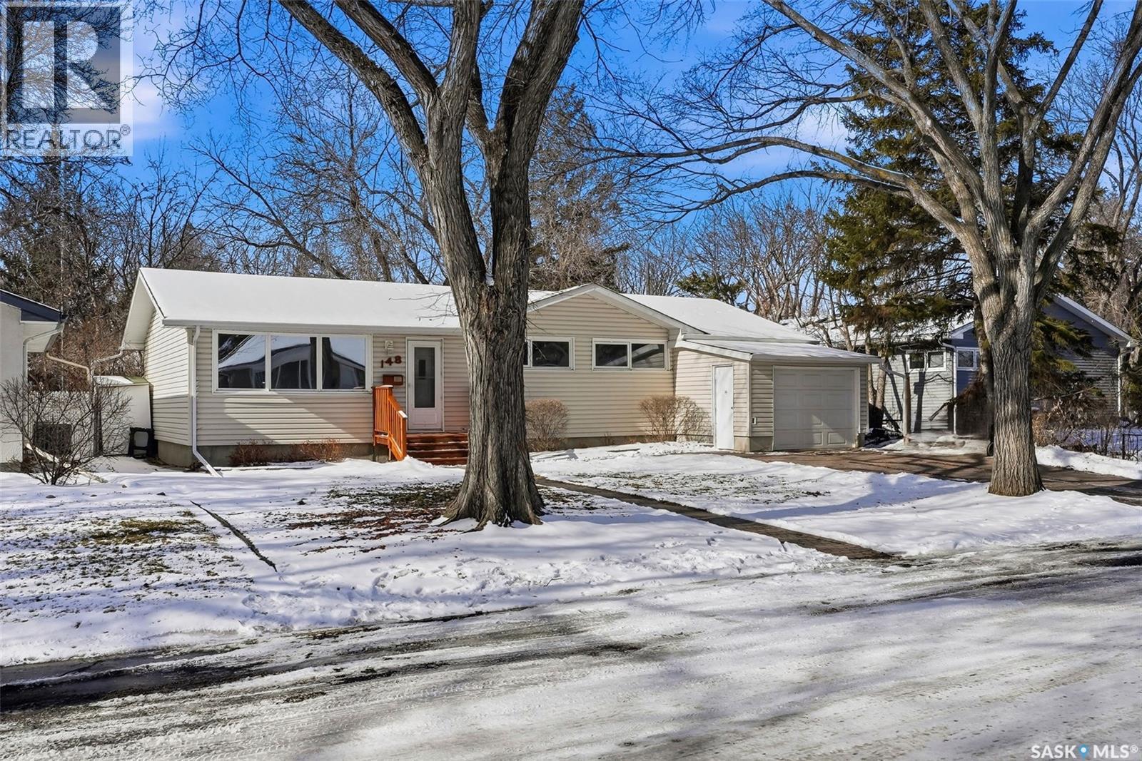 148 Marsh Crescent, Regina, SK - Outdoor