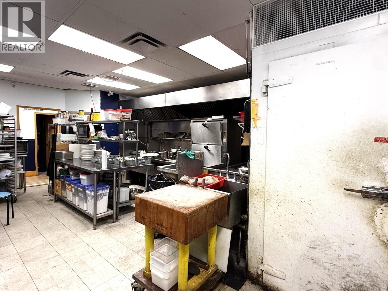 8532 Granville Street, Vancouver, BC