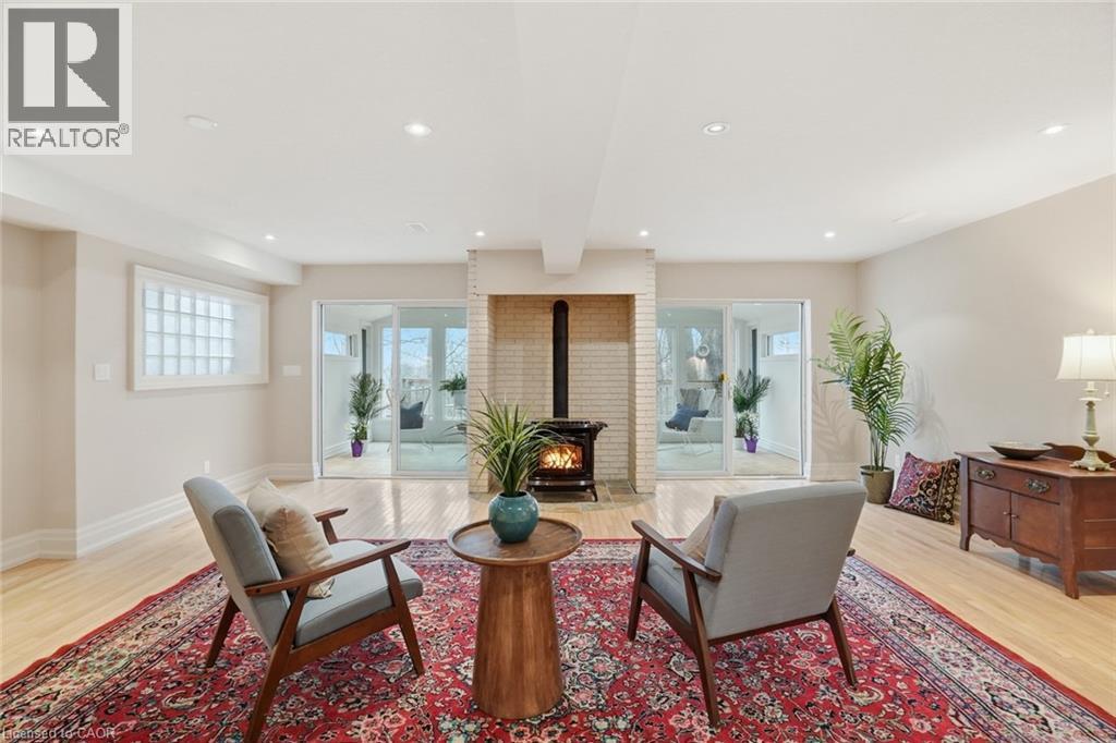 1987 Snake Road, Burlington, ON - Indoor Photo Showing Other Room With Fireplace