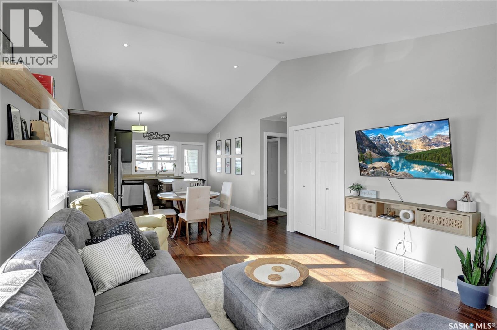 4247 Green Apple Drive E, Regina, SK