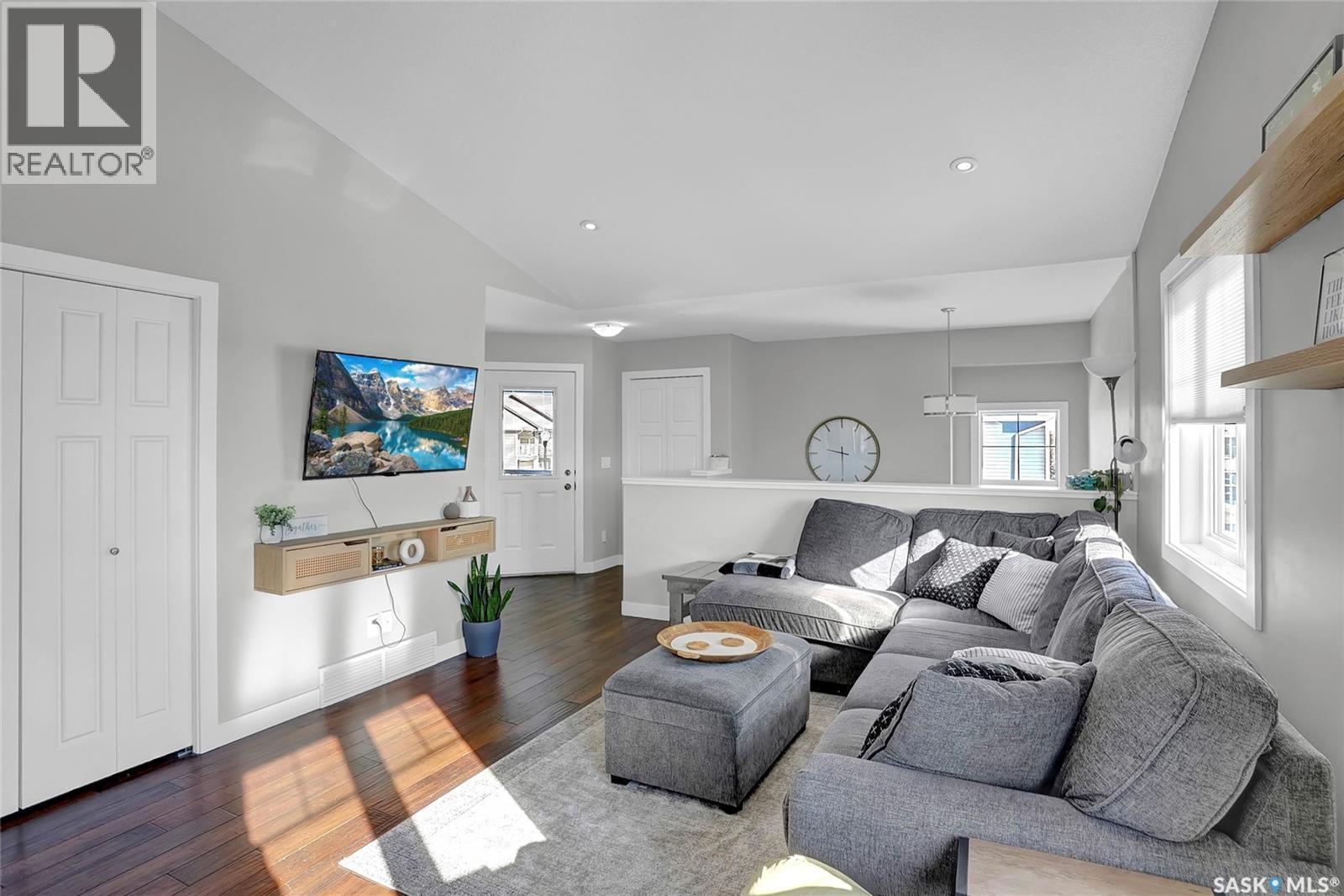 4247 Green Apple Drive E, Regina, SK