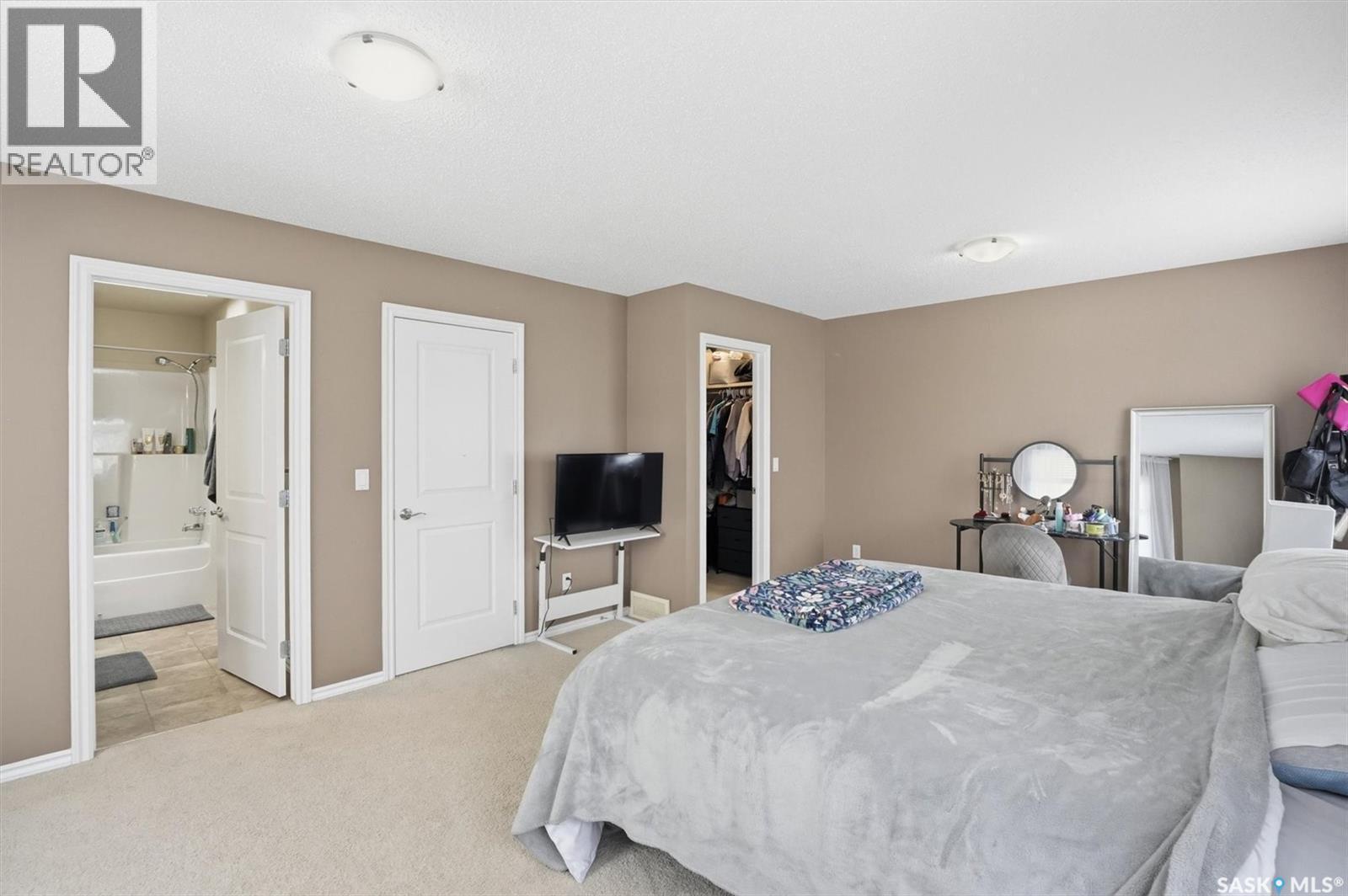 224 105 Lynd Crescent, Saskatoon, SK - Indoor Photo Showing Bedroom