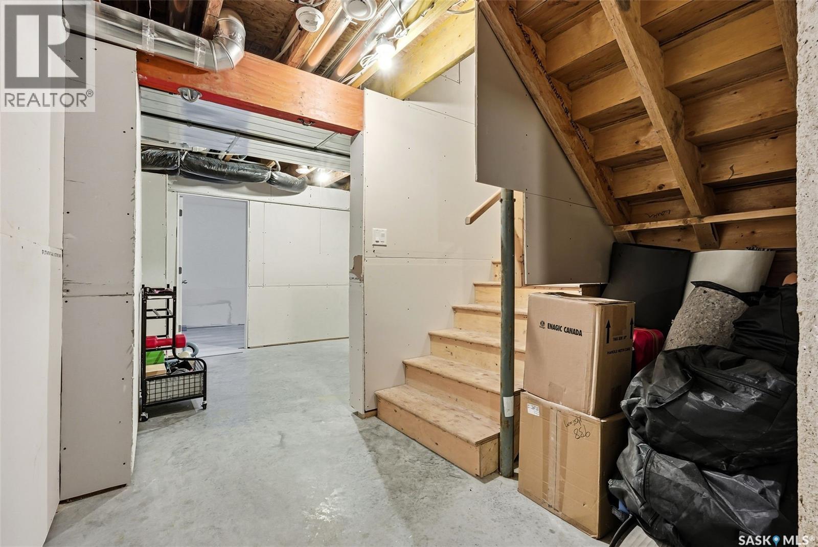 12 5301 Beacon Drive, Regina, SK - Indoor Photo Showing Basement