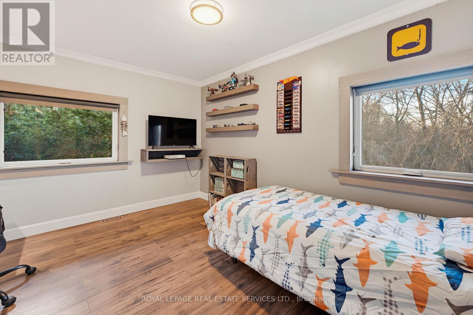 18 Cherry Street, Halton Hills, ON - Indoor Photo Showing Bedroom