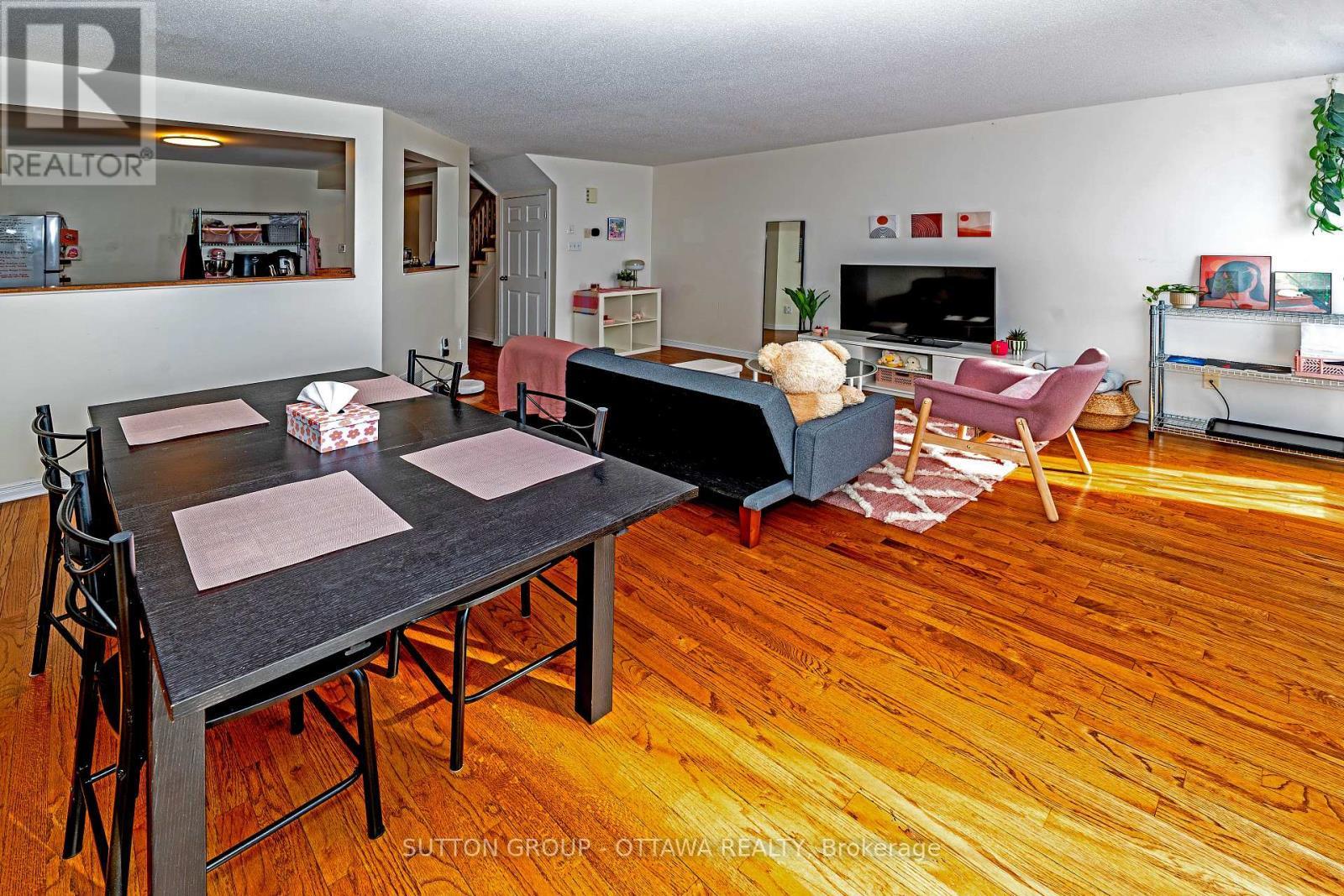 110 Chartley Private, Ottawa, ON - Indoor