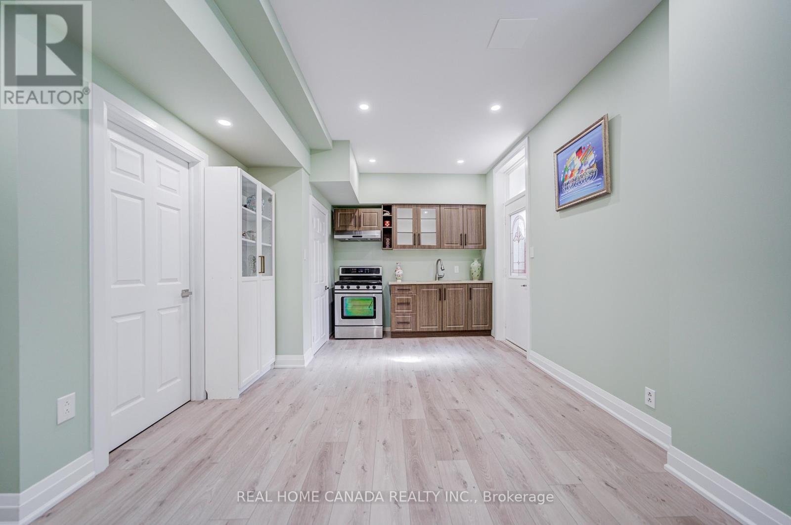 29 Ellesboro Drive, Mississauga, ON - Indoor