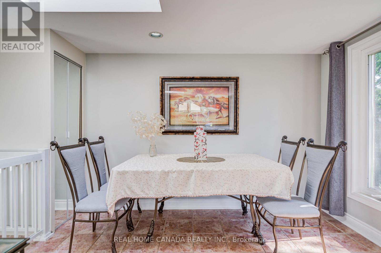 29 Ellesboro Drive, Mississauga, ON - Indoor Photo Showing Dining Room